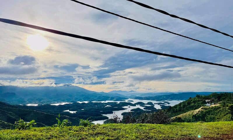 Cảnh sắc hùng vĩ ở Tà Đùng khi ngắm từ trên cao - Cung đường lý tưởng dành cho những tín đồ Trekking Việt Nam
