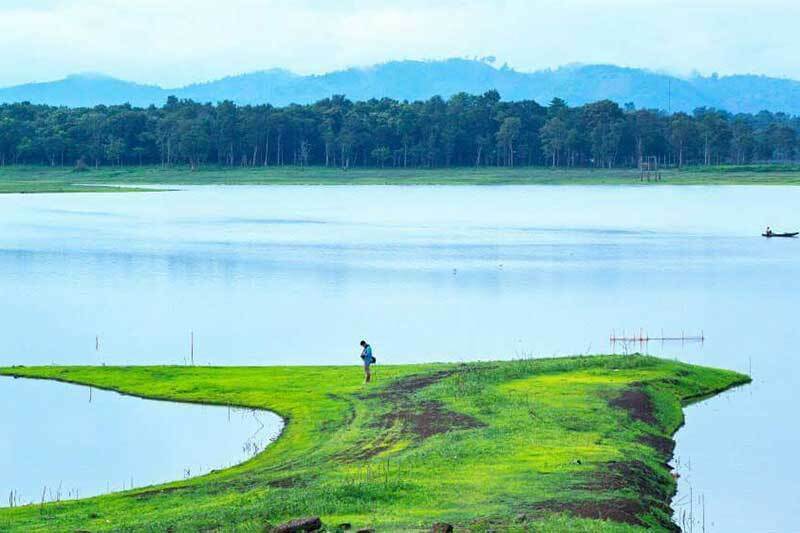 Cảnh sắc tại hồ Ea Kao Đak Lak vừa bao la vừa thơ mộng lại đượm nét hoang sơ, hùng vĩ rất đặc trưng của vùng đất Tây Nguyên.