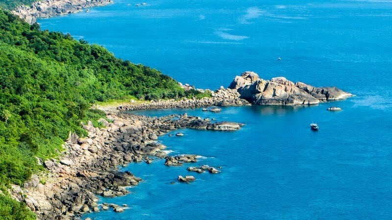 Hướng dẫn di chuyển đến bãi biển Tiên Sa