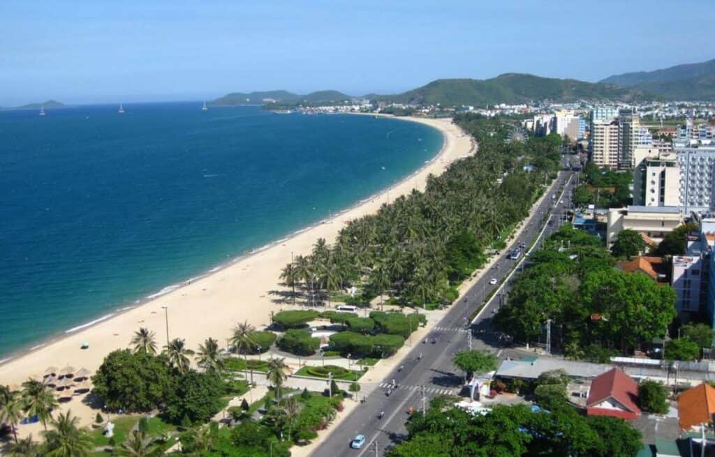 Đặc điểm của bãi biển Tuy Hoà Phú Yên