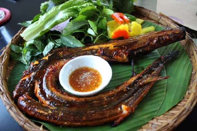 Thưởng thức món ăn đặc sản tại Đập Tam Giang Phú Yên