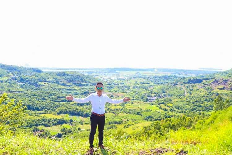 Đường đi đến Cao nguyên Vân Hoà