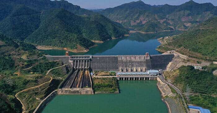 Đập thuỷ điện sông Hạ thơ mộng, trữ tình