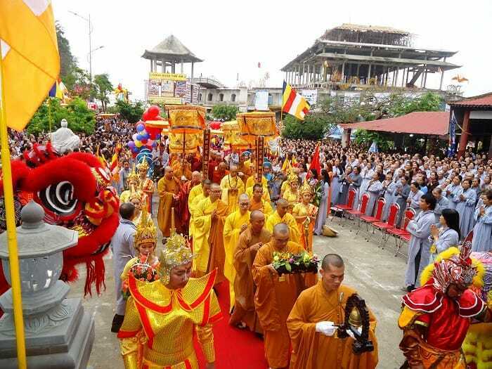 Lễ hội chùa Quan Âm