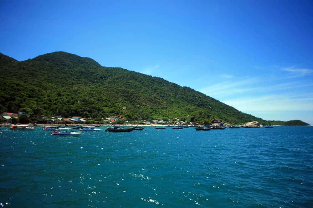 Khám phá khu rừng nguyên sinh