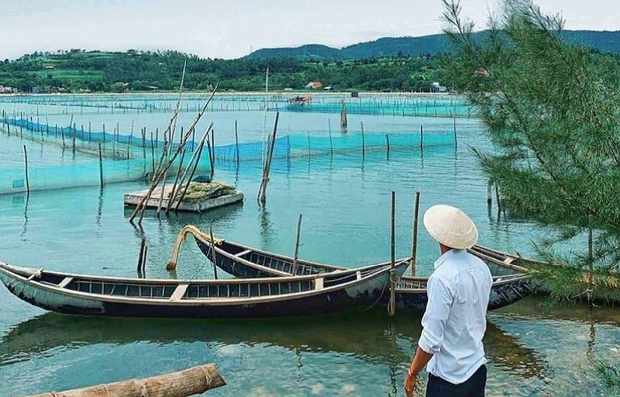 Thời điểm thích hợp để tham quan Đầm Ô Loan Phú Yên
