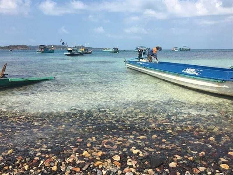 Cách di chuyển đến hòn hai Bờ Đập Nam Du