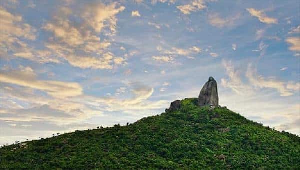 Giới thiệu về Núi Đá Bia 