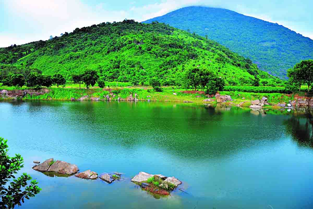 Đỉnh núi Ma Thiên Lãnh Hòn Sơn