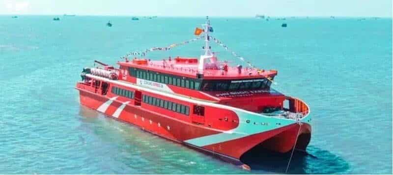 Tàu Phú Quốc Express có khả năng phục vụ lên đến 1000 du khách/ngày