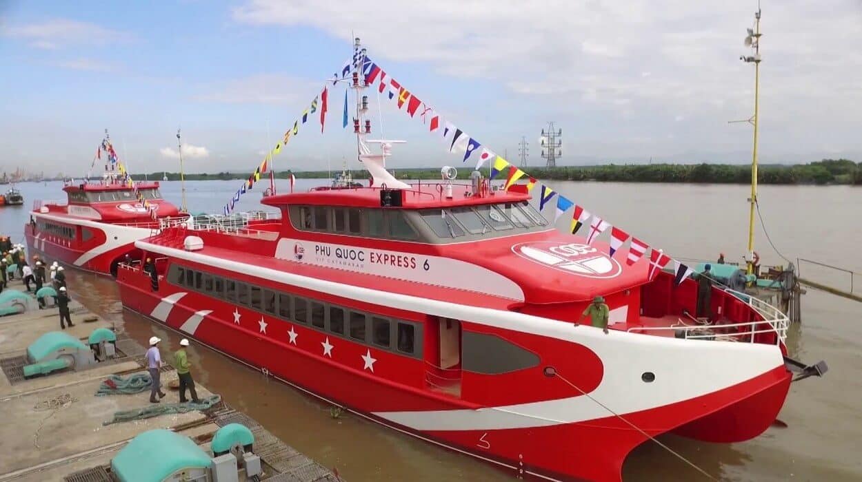 Tàu cao tốc Phú Quốc Express - Vé tàu đi Hòn Sơn