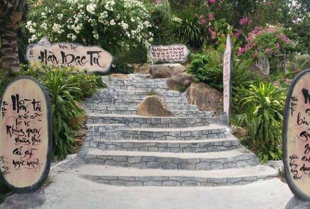 Đường đến Mộ Hàn Mặc Tử