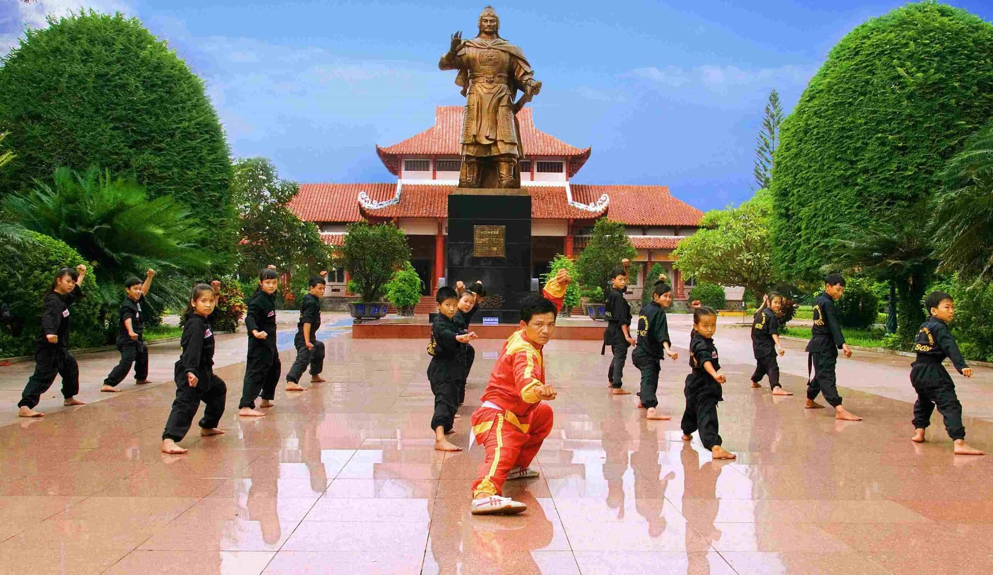 Một màn biểu diễn vô cùng đầu tư và đặc sắc tại nhà biểu diễn Tây Sơn