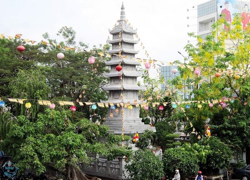 Hình ảnh Tháp đá Chùa Vĩnh Nghiêm
