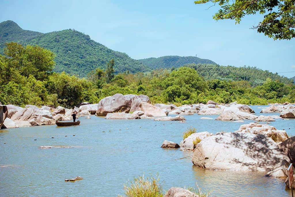 Khu du lịch Hầm Hô - Tuyệt Tác Thiên Nhiên Vùng Đất Võ