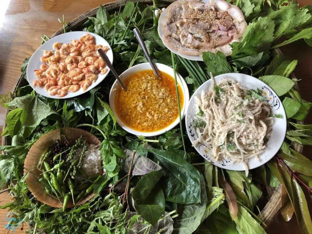 Ăn gì tại hồ tà đùng
