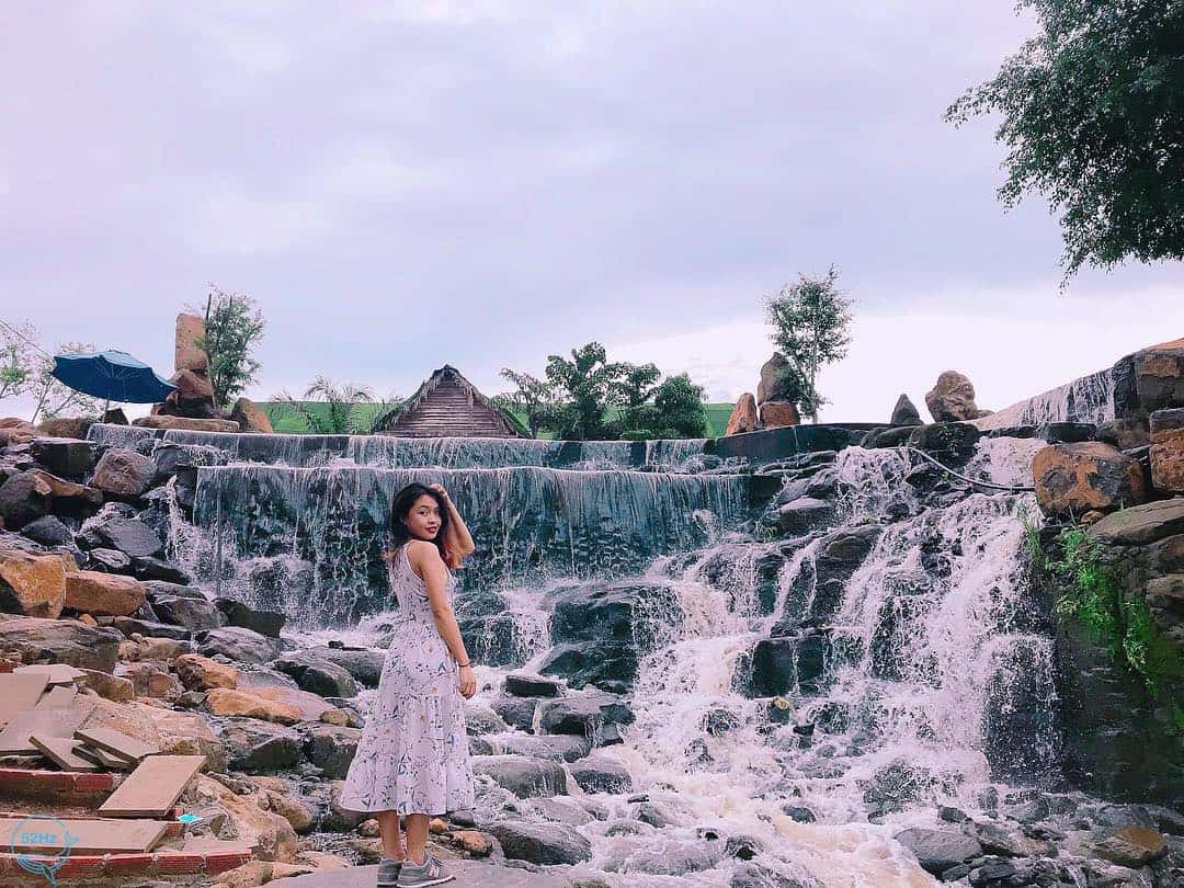 Giá vé khu du lịch Thác Đá Hàn Đồng Nai