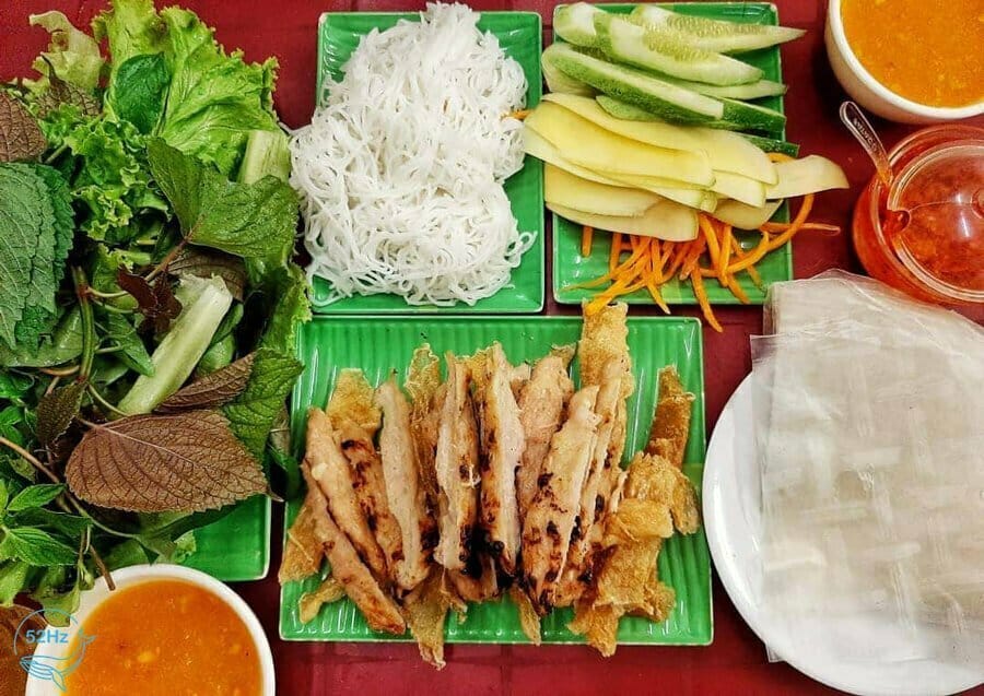 Ăn gì khi du lịch Hòn Chồng Nha Trang