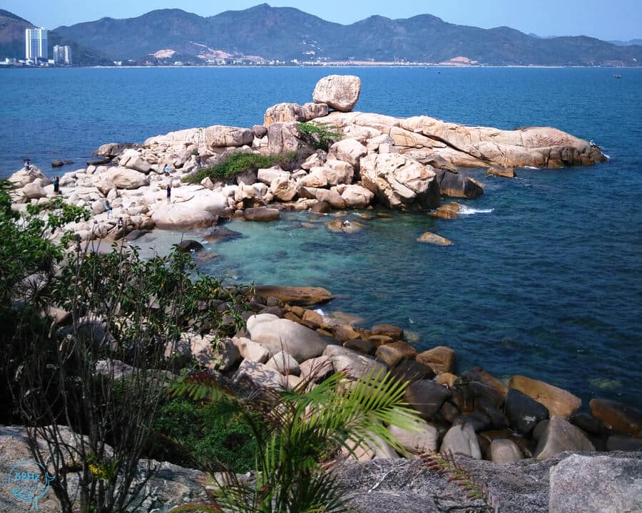 Thời gian mở cửa Hòn Chồng