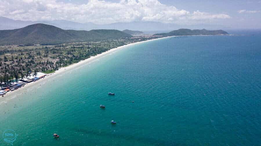 Thuê thuyền khám phá đảo Dốc Lết Nha Trang