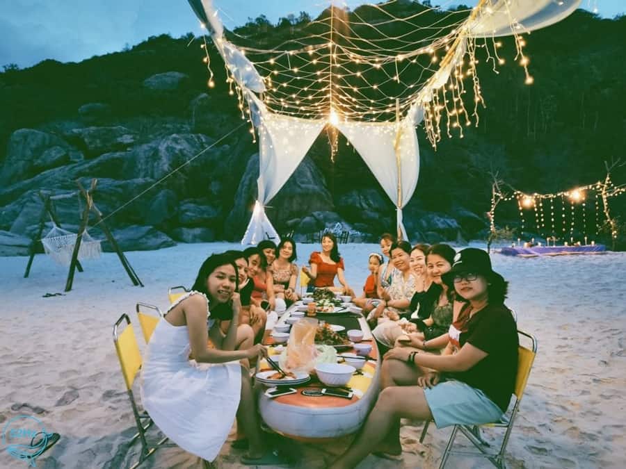 Đến Đảo Robinson Nha Trang ăn gì?