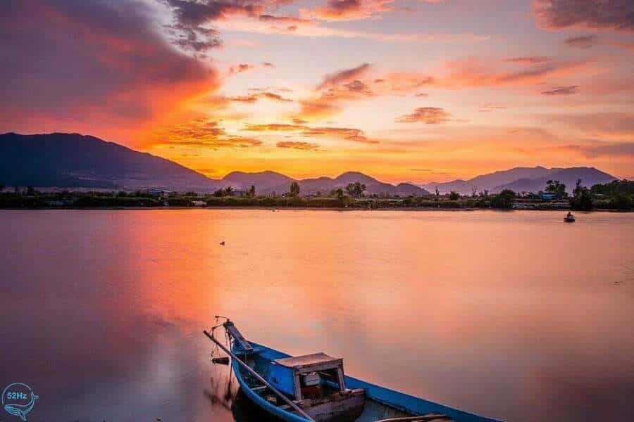 Ngắm hoàng hôn