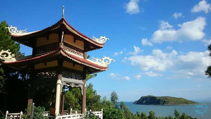 Ghé thăm đền thờ Tổ nghề Yến