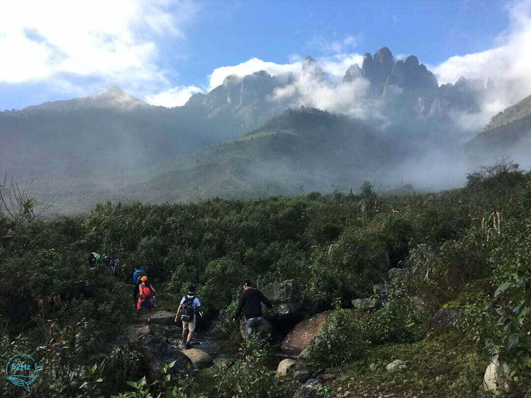 Các cung đường trekking Ngũ Chỉ Sơn