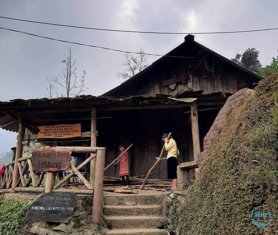 Khám phá bản làng người Mông