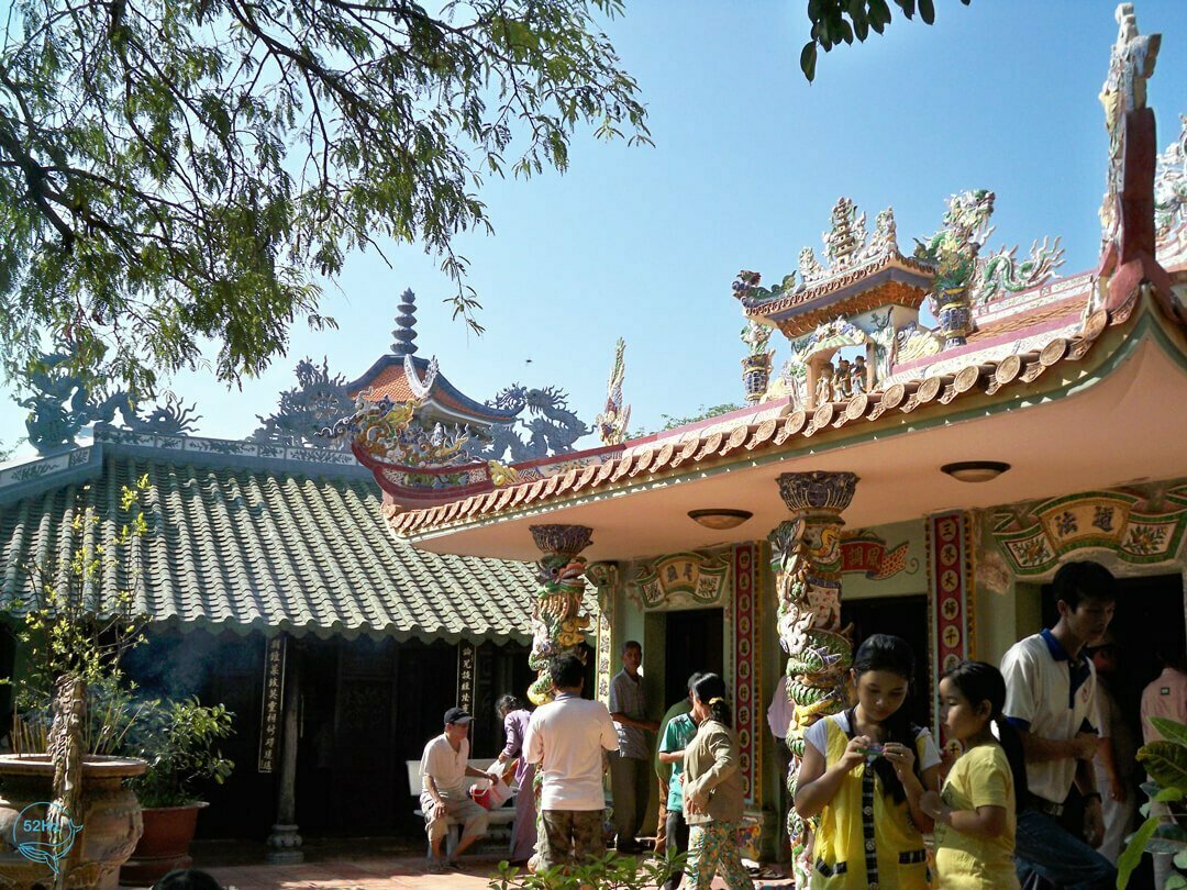Lễ hội chùa Cổ Thạch