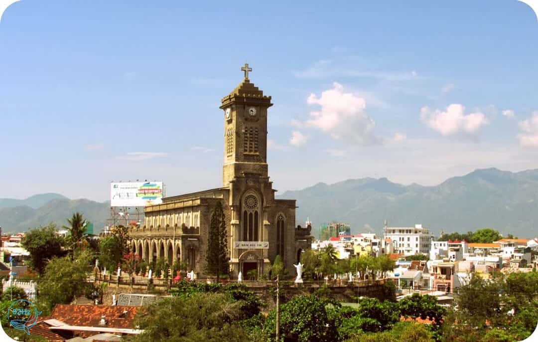 Giới thiệu về nhà thờ đá Nha Trang