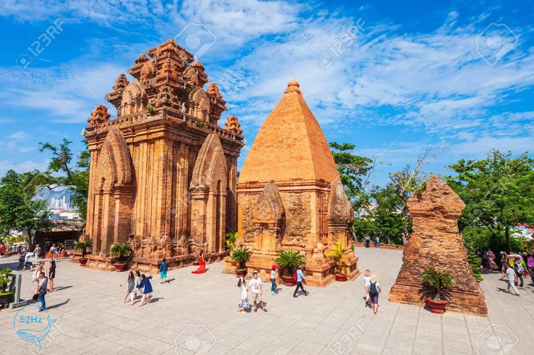 Thời điểm đẹp nhất để tham quan Tháp Bà Ponagar?.