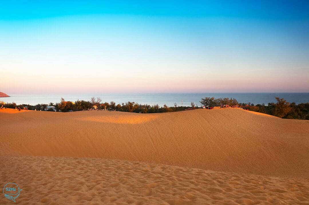 Đồi cát bay Mũi Né ở đâu?
