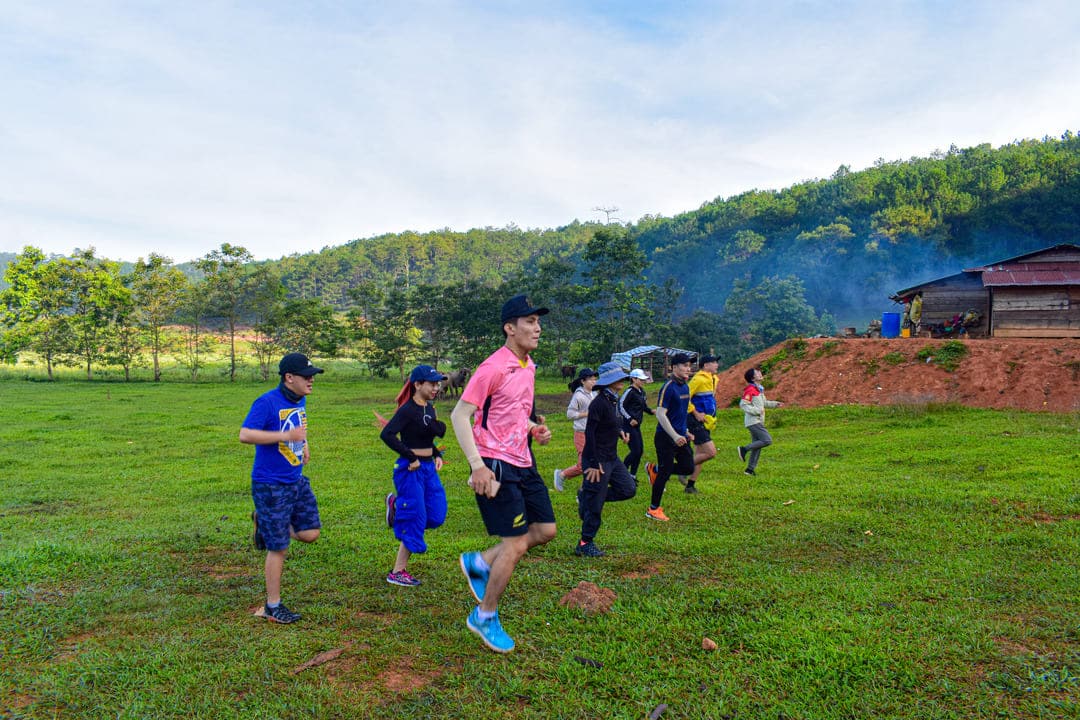 Kinh nghiệm trekking đầu tiên không thể bỏ qua đó là chuẩn bị rèn luyện thật tốt