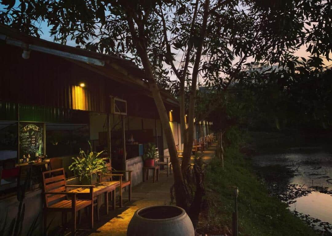 Khuôn viên chill tại homestay Biển Rừng